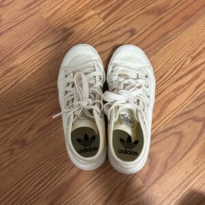 adidas Cream Low-Top Casual Sneakers